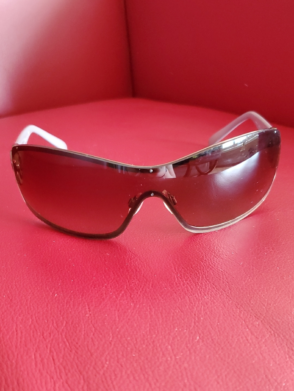 CHANEL Camellia Sunglasses